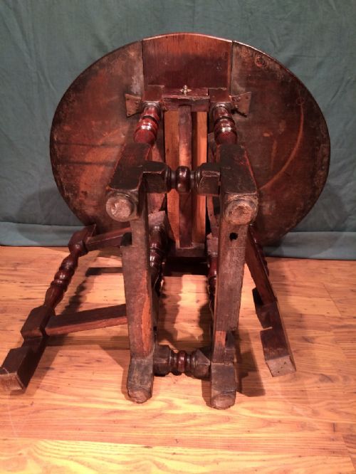SMALL GATELEG OAK TABLE - ADDITIONAL PHOTO 11