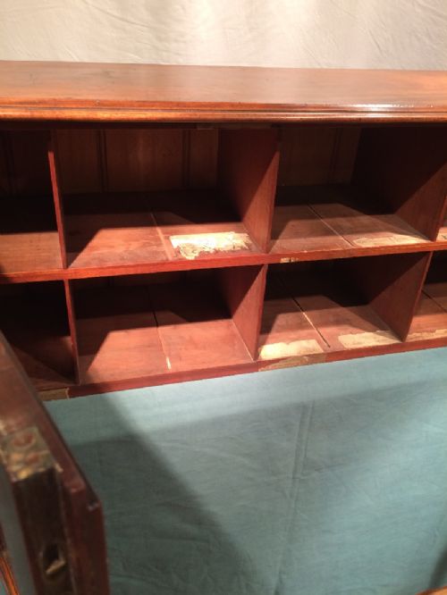 ANTIQUE CUPBOARD - ADDITIONAL PHOTO 5