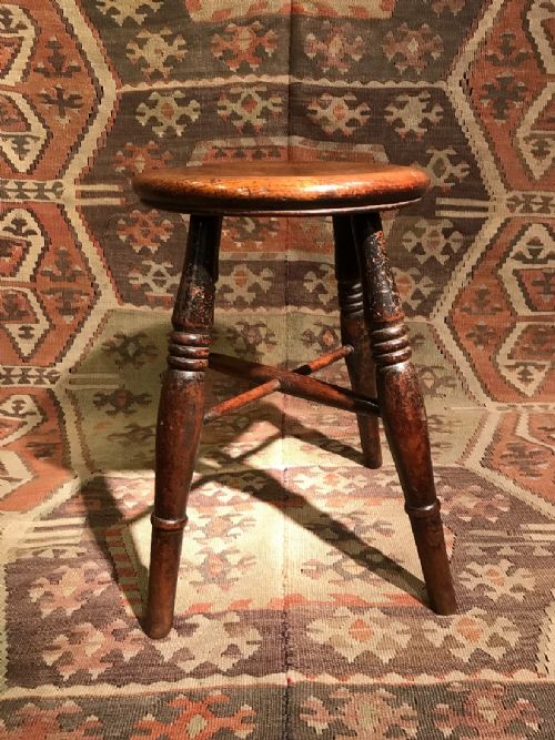 ANTIQUE ELM STOOL - ADDITIONAL PHOTO 1