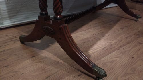 GEORGE III MAHOGANY AND TULIPWOOD CROSSBANDED SOFA TABLE - ADDITIONAL PHOTO 2