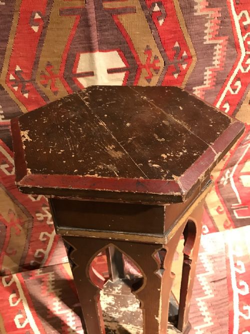 PAIR OF SIDE TABLES - ADDITIONAL PHOTO 4