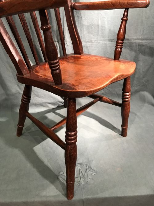 ANTIQUE COUNTRYWINDSOR ARMCHAIR - ADDITIONAL PHOTO 3