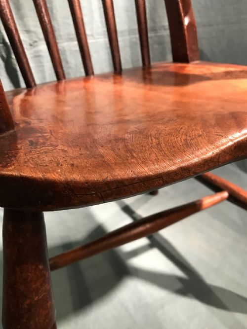 ANTIQUE COUNTRYWINDSOR ARMCHAIR - ADDITIONAL PHOTO 10