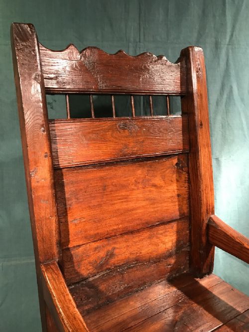 EARLY OAK BOX CHAIR - ADDITIONAL PHOTO 2