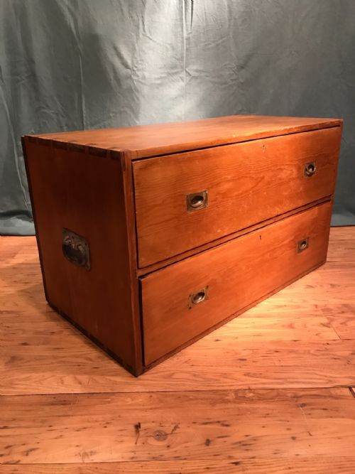 antique campaign chest of drawers - CATEGORY: ANTIQUE CHEST OF DRAWERS - DATED 19TH CENTURY