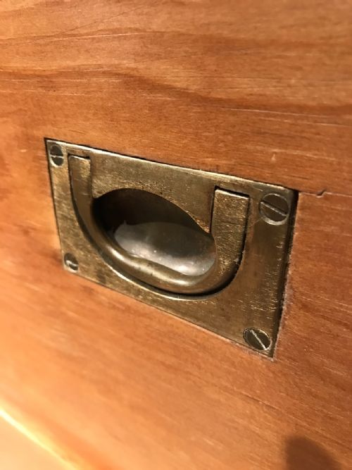 ANTIQUE CAMPAIGN CHEST OF DRAWERS - ADDITIONAL PHOTO 8