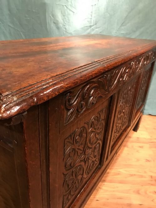 ANTIQUE OAK COFFERCHEST - ADDITIONAL PHOTO 10