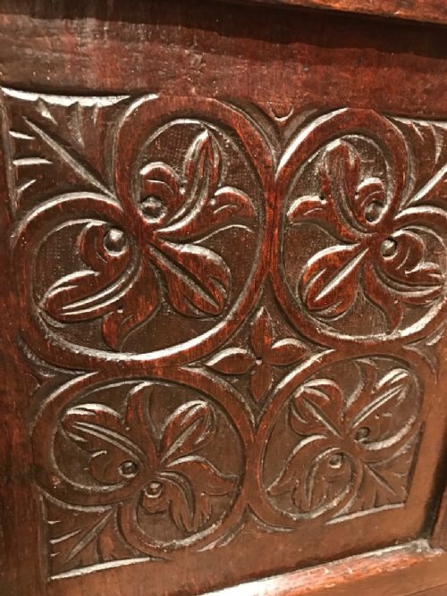 ANTIQUE OAK COFFERCHEST - ADDITIONAL PHOTO 11