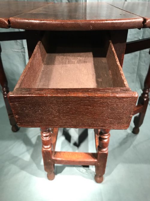 ANTIQUE OAK GATELEG TABLE - ADDITIONAL PHOTO 6