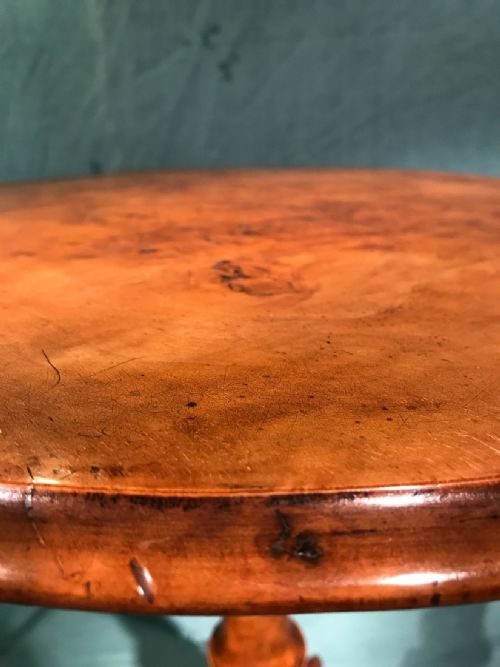 ANTIQUE OCCASIONAL SIDE TABLE - ADDITIONAL PHOTO 5