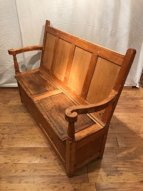 ANTIQUE SETTLE BENCH - ADDITIONAL PHOTO 1