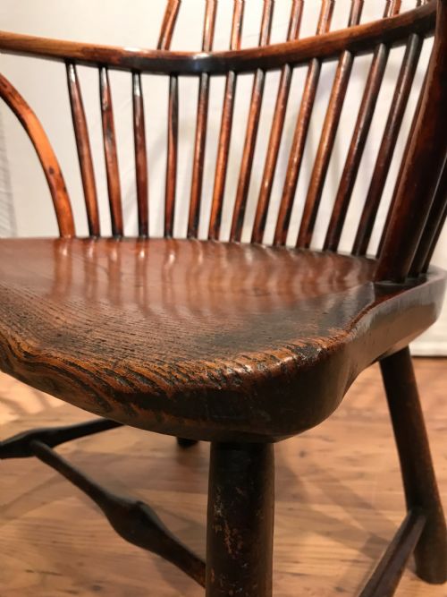 ANTIQUE WINDSOR ARMCHAIR - ADDITIONAL PHOTO 6