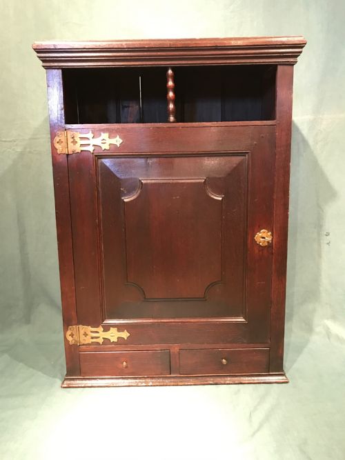 antique oak cupboard - CATEGORY: ANTIQUE CUPBOARDS - DATED 19TH CENTURY