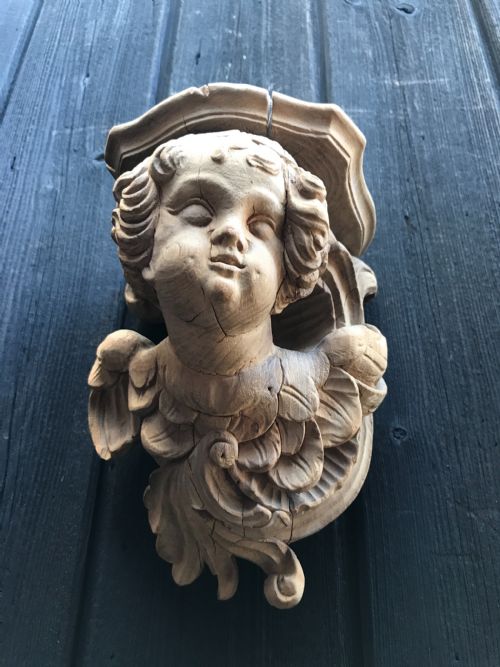 ANTIQUE CARVED SCONCEWALL BRACKET - ADDITIONAL PHOTO 3