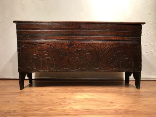 antique oak cofferchest - CATEGORY: ANTIQUE CHESTS - DATED 17TH CENTURY