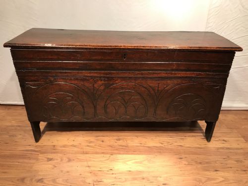 ANTIQUE OAK COFFERCHEST - ADDITIONAL PHOTO 1