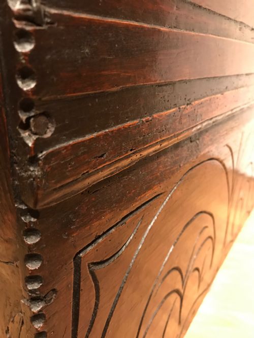 ANTIQUE OAK COFFERCHEST - ADDITIONAL PHOTO 8