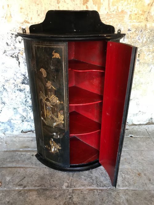 ANTIQUE CHINOISERIE CORNER CUPBOARD - ADDITIONAL PHOTO 10