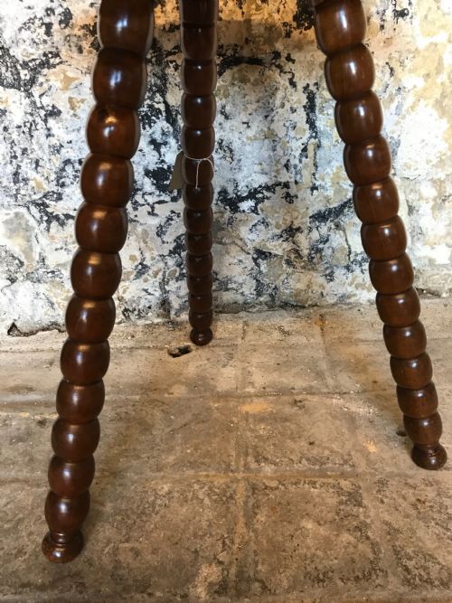 ANTIQUE CRICKET SIDE TABLE - ADDITIONAL PHOTO 3