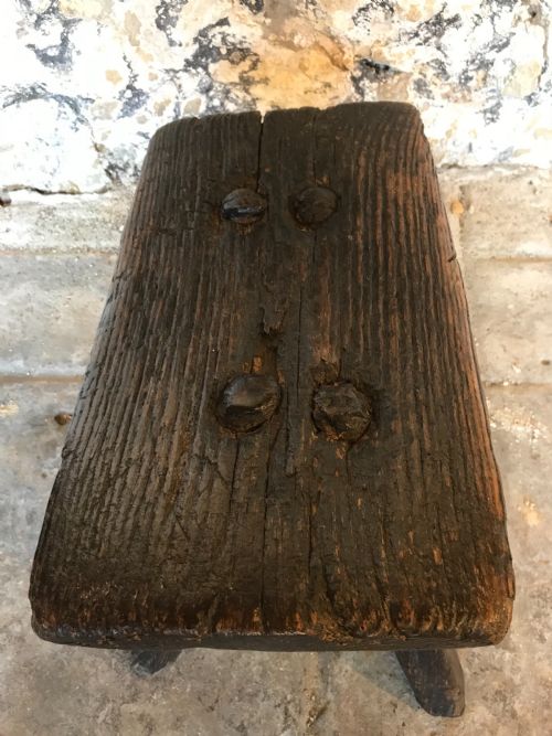 PRIMITIVE OAK STOOL - ADDITIONAL PHOTO 8