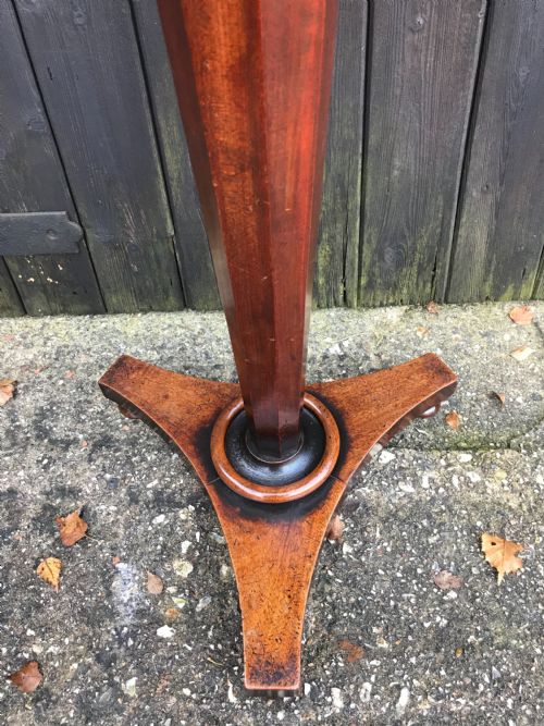 ANTIQUE MAHOGANY SIDE TABLE - ADDITIONAL PHOTO 6