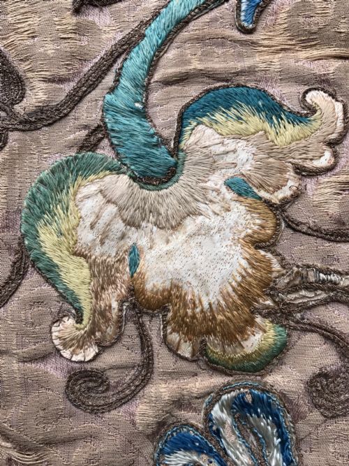 ANTIQUE EMBROIDED TEXTILE - ADDITIONAL PHOTO 6
