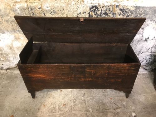 OAK COFFERCHEST - ADDITIONAL PHOTO 2