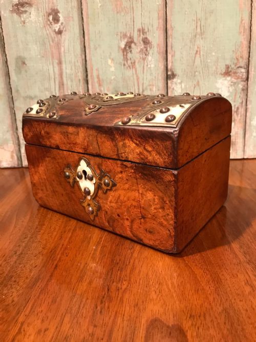 antique boxcaddy - CATEGORY: ANTIQUE BOXES - DATED 19TH CENTURY
