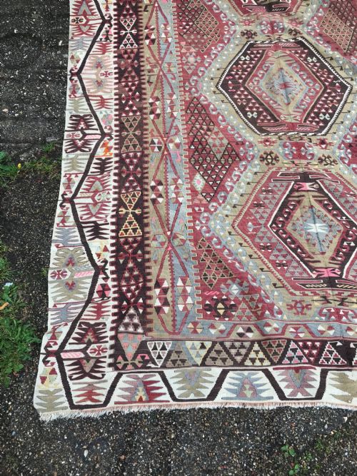 ANTIQUE KILIM RUG - ADDITIONAL PHOTO 4