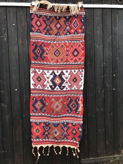 antique kilim - CATEGORY: ANTIQUE RUGS - DATED EDWARDIAN