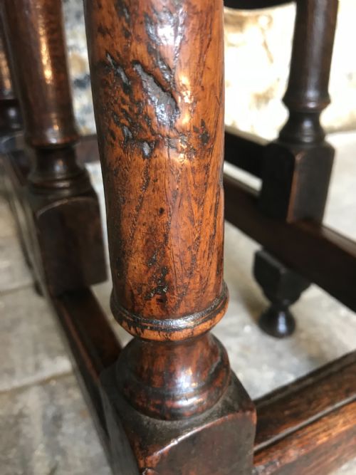 SMALL OAK GATELEG TABLE - ADDITIONAL PHOTO 9