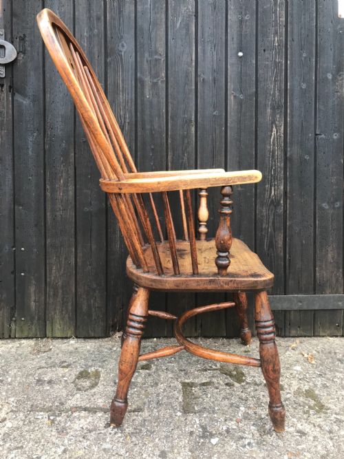 ANTIQUE WINDSOR CHAIR - ADDITIONAL PHOTO 1