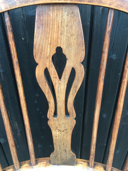 ANTIQUE WINDSOR CHAIR - ADDITIONAL PHOTO 8