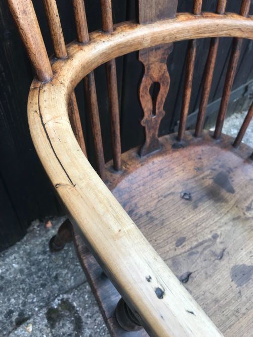 ANTIQUE WINDSOR CHAIR - ADDITIONAL PHOTO 10
