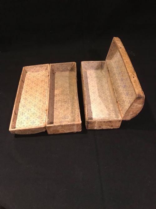 A PAIR OF ANTIQUE GLOVE BOXES - ADDITIONAL PHOTO 4