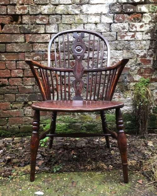 antique windsor chair - CATEGORY: ANTIQUE CHAIRS - DATED 19TH CENTURY