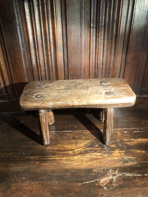 PRIMITIVE SLAB TOP STOOL - ADDITIONAL PHOTO 3