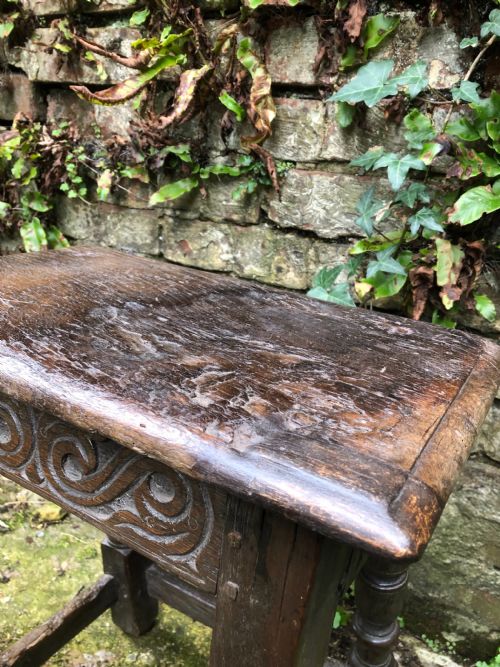EARLY OAK JOINT STOOL - ADDITIONAL PHOTO 3