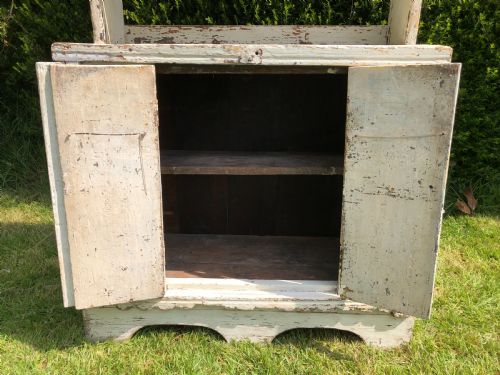 PRIMITIVE DRESSER - ADDITIONAL PHOTO 10