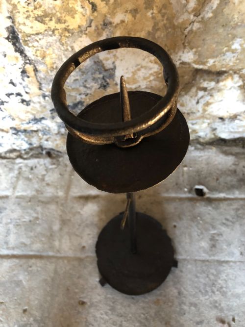 LARGE 18TH CENTURY IRON CANDLESTICK - ADDITIONAL PHOTO 7