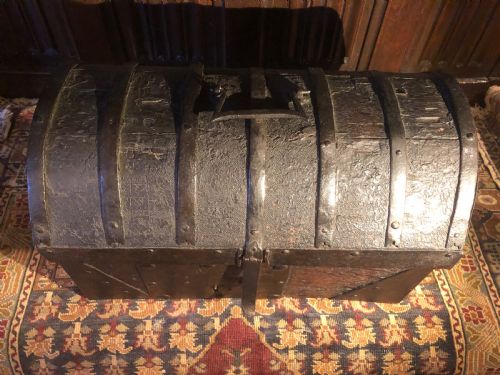 EARLY IRON BOUND CASKET - ADDITIONAL PHOTO 8
