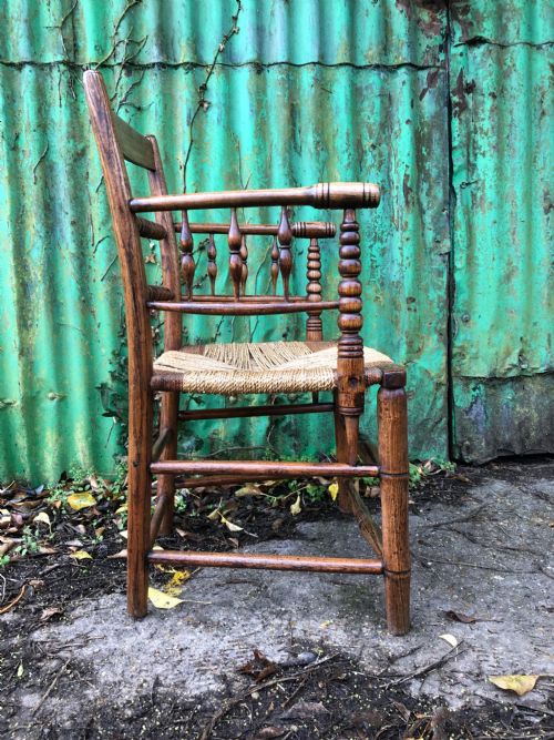 ANTIQUE SUSSEX COUNTRY CHAIR - ADDITIONAL PHOTO 3