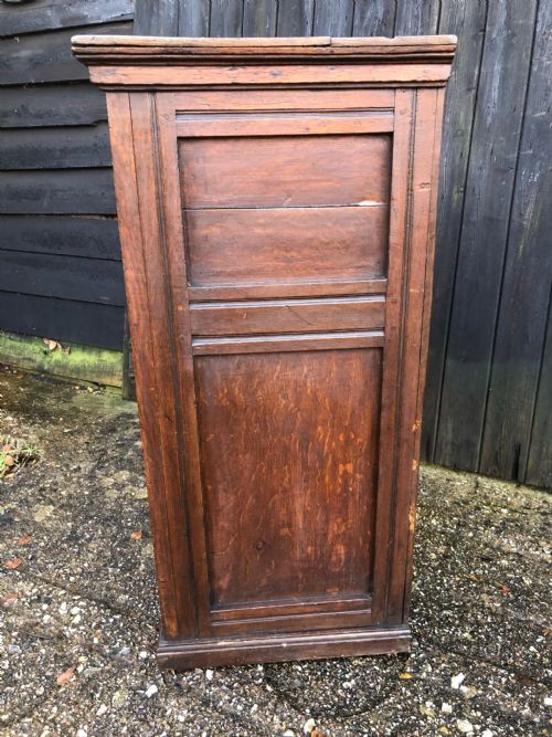 EARLY OAK CUPBOARD - ADDITIONAL PHOTO 8