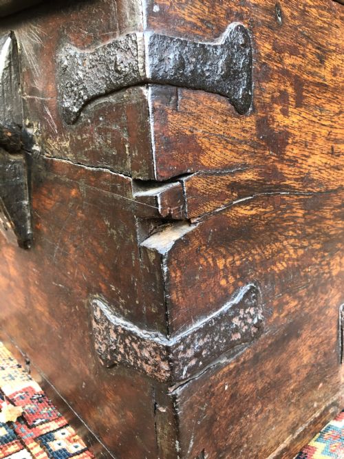 EARLY OAK MARITIME CHEST - ADDITIONAL PHOTO 11