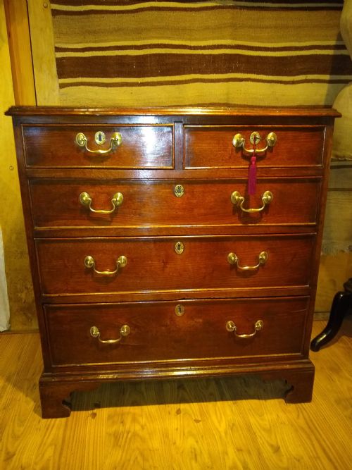george iii chest of drawers - CATEGORY: ANTIQUE CHEST OF DRAWERS - DATED 18TH CENTURY