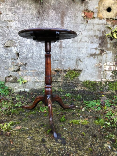 ANTIQUE WINE TABLE - ADDITIONAL PHOTO 1