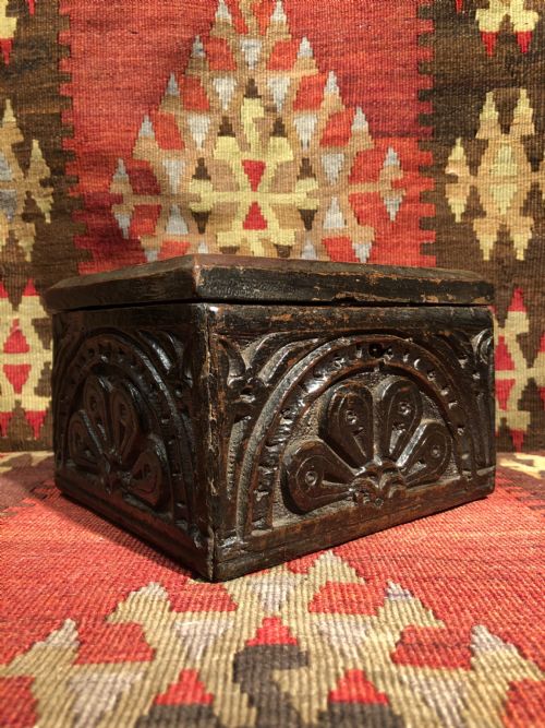 early oak small box - CATEGORY: ANTIQUE BOXES - DATED 19TH CENTURY