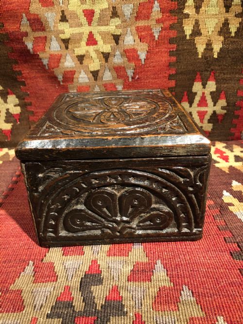 EARLY OAK SMALL BOX - ADDITIONAL PHOTO 6