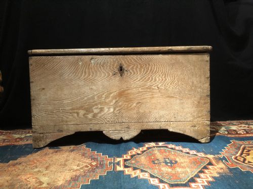 early coffer - CATEGORY: ANTIQUE CHESTS - DATED 17TH CENTURY