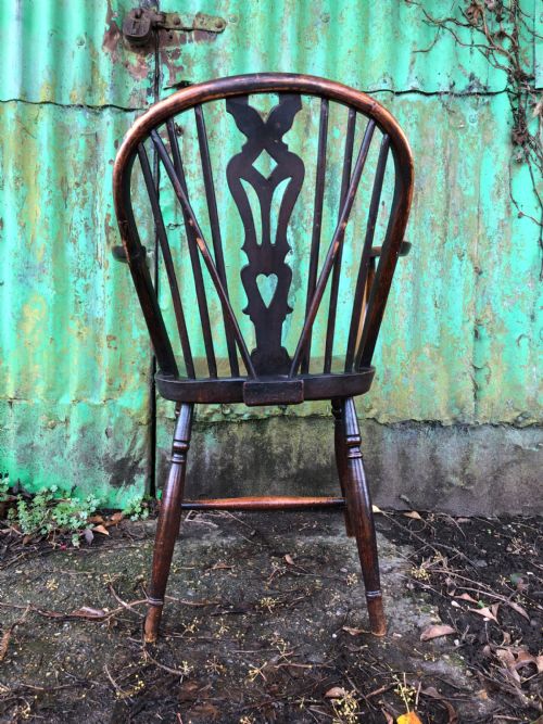 ANTIQUE COUNTRY CHAIR - ADDITIONAL PHOTO 3